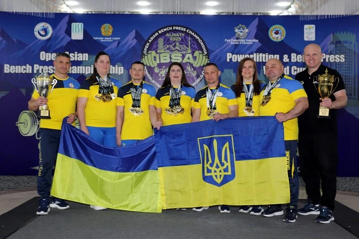 Україна тріумфально виступила на Кубку світу з пауерліфтингу і жиму лежачи серед спортсменів з порушеннями зору