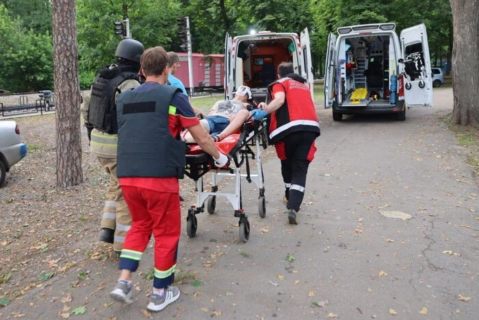 В Харькове после российской атаки – более 40 раненых. Погибла руководительница детской железной дороги