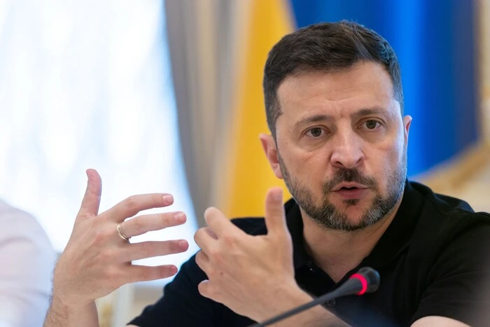 Дронова підніжка. Зеленський розказав, як Китай підсобив росіянам