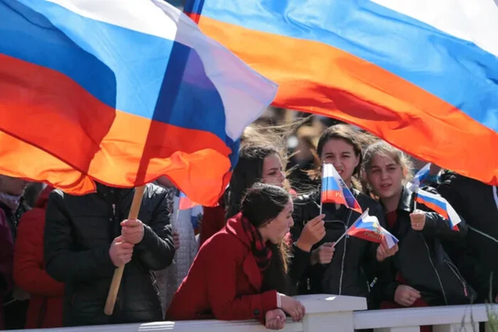 Опрос показал, сколько россиян выступают за мир и продолжение переговоров