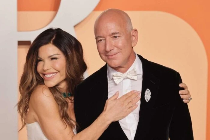 Billionaire Jeff Bezos' Wedding Sparks Protests in Venice