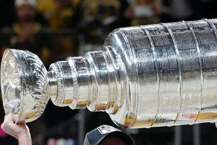 Canadian teams have not been able to win the Stanley Cup for over 30 years