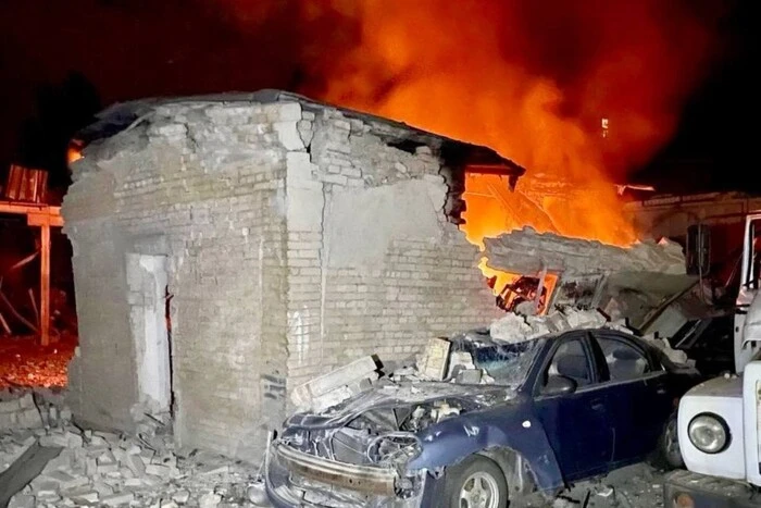 Russland griff Saporischschja mit Drohnen an: Es gibt Verletzte und Zerstörungen (aktualisiert)