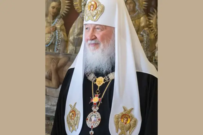 Patriarch Kirill appeared in public with a stolen panagia of the Ukrainian metropolitan (photo)