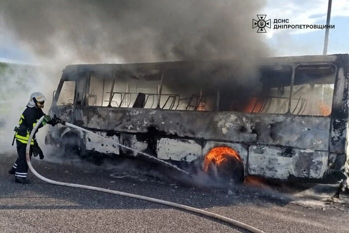 A passenger bus caught fire while driving in Dnipropetrovsk region