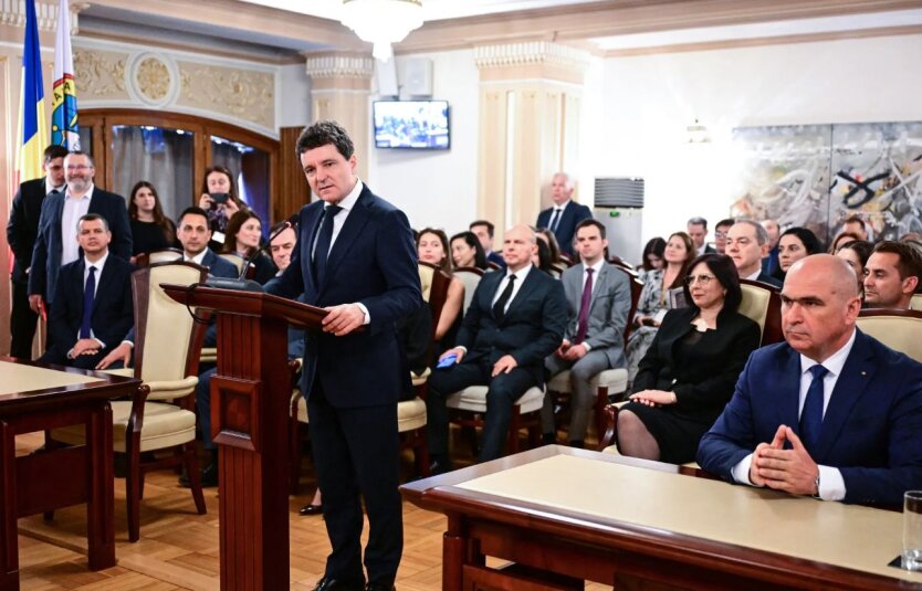 President of Romania: The main goal of the new government is overcoming the budget crisis