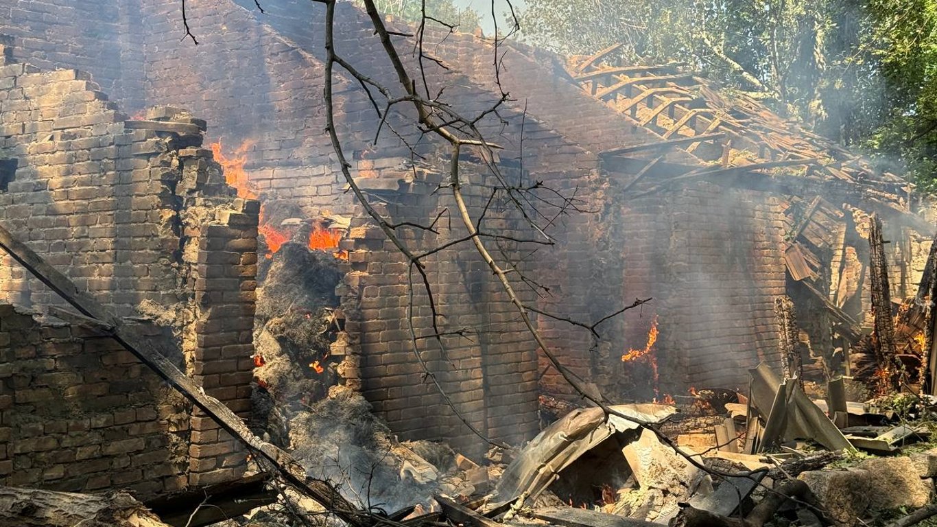 Наслідки атаки на Одесу — фото руйнувань та емоції людей