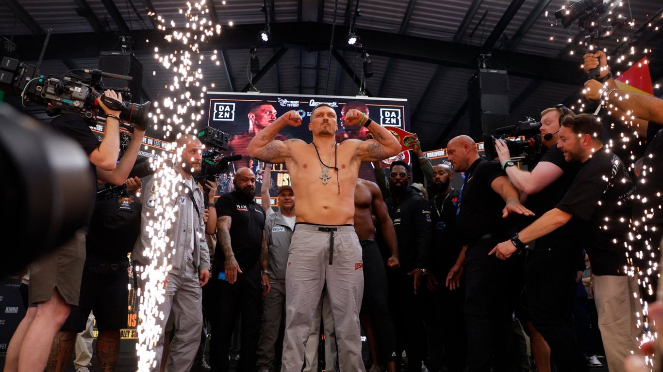 Usyk and Dubois Weigh-In — What Shape Are the Boxers In