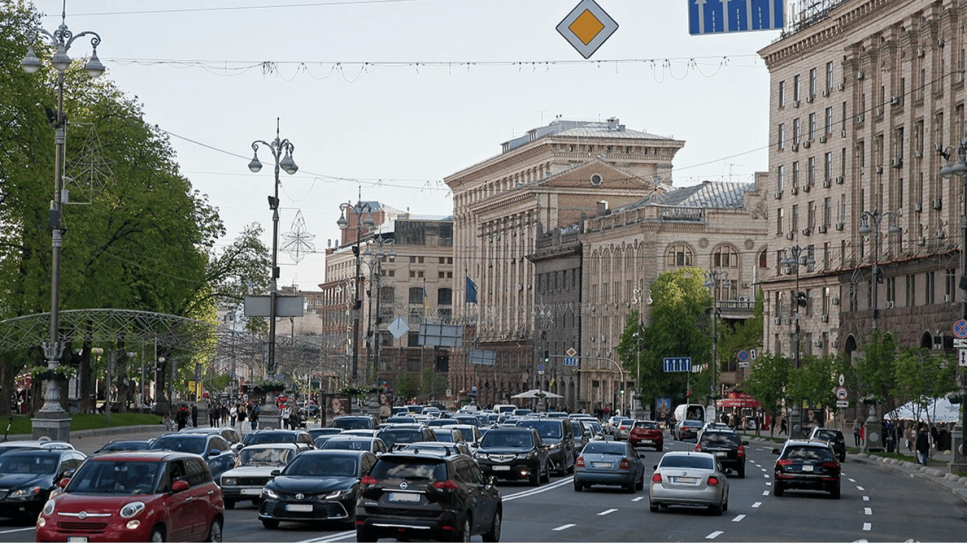 У центрі Києва перекриють рух — яка причина